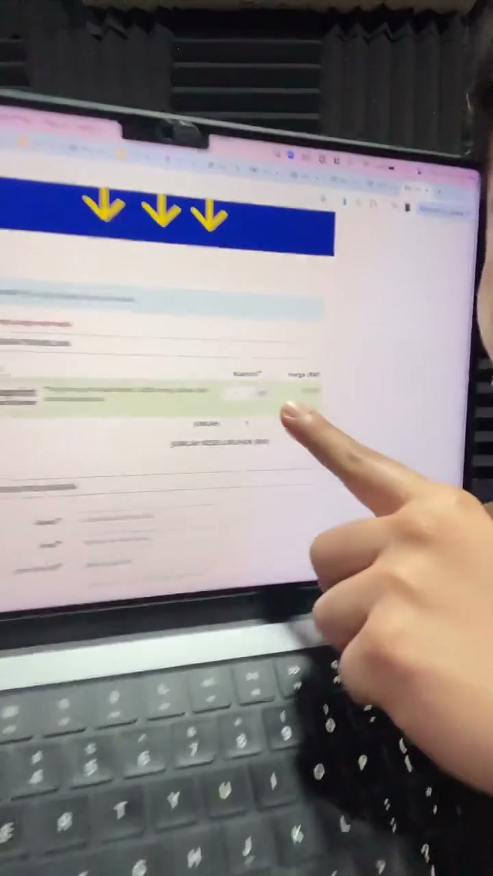 Paparan rakaman pada 01:03:54