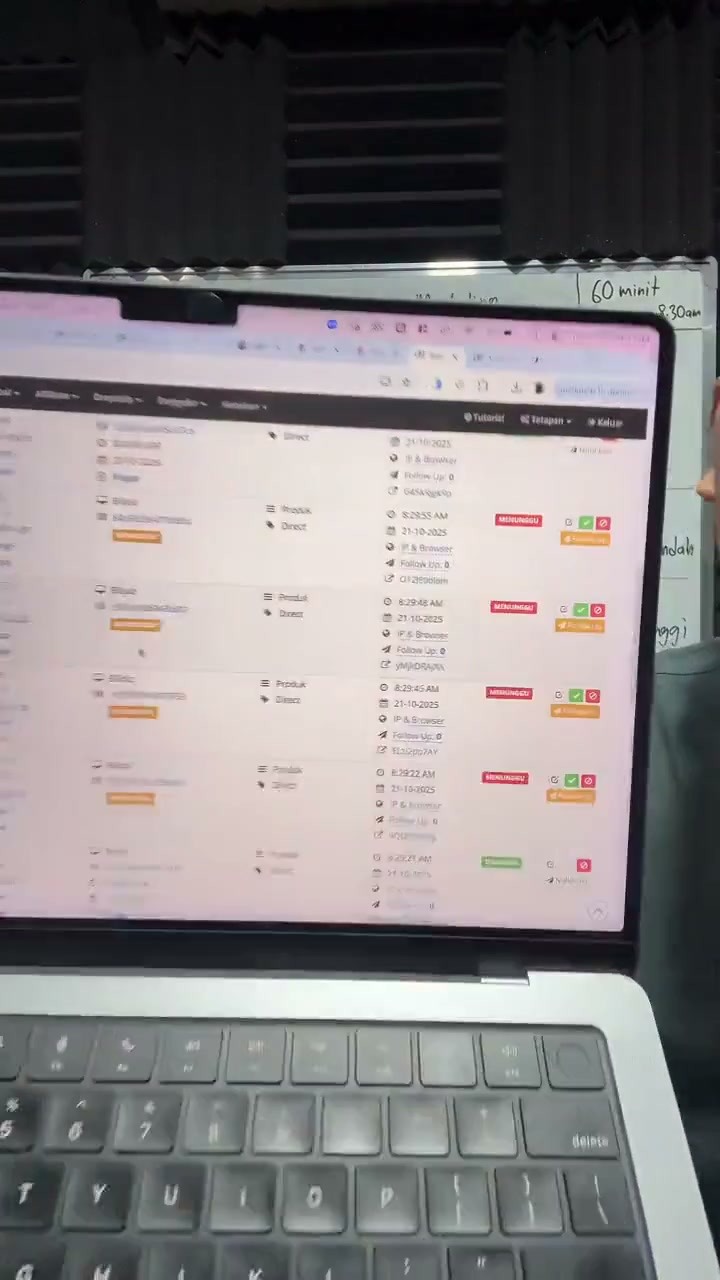 Paparan rakaman pada 01:00:25