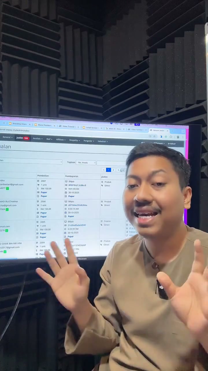 Paparan rakaman pada 01:04:54